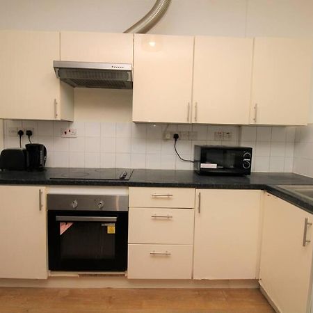 Ideal 2 Bed Flat Close To City Londres Exterior foto